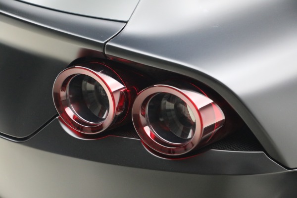 Used 2018 Ferrari GTC4Lusso for sale $265,900 at Pagani of Greenwich in Greenwich CT 06830 28