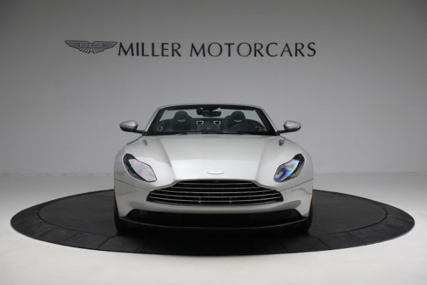 Used 2019 Aston Martin DB11 Volante for sale $141,900 at Pagani of Greenwich in Greenwich CT 06830 11