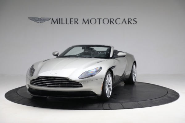 Used 2019 Aston Martin DB11 Volante for sale $141,900 at Pagani of Greenwich in Greenwich CT 06830 12