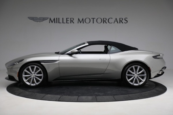 Used 2019 Aston Martin DB11 Volante for sale $141,900 at Pagani of Greenwich in Greenwich CT 06830 14