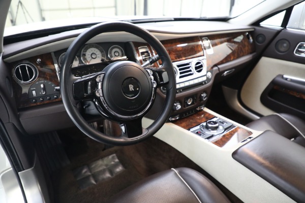 Used 2014 Rolls-Royce Wraith for sale $169,900 at Pagani of Greenwich in Greenwich CT 06830 13