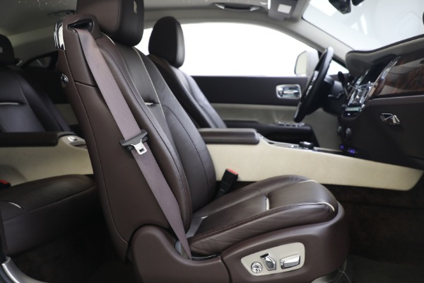 Used 2014 Rolls-Royce Wraith for sale $158,900 at Pagani of Greenwich in Greenwich CT 06830 20