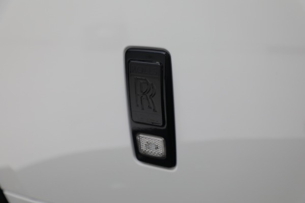 Used 2014 Rolls-Royce Wraith for sale $158,900 at Pagani of Greenwich in Greenwich CT 06830 25