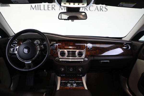 Used 2014 Rolls-Royce Wraith for sale $158,900 at Pagani of Greenwich in Greenwich CT 06830 4