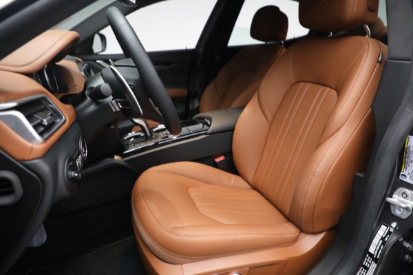 New 2023 Maserati Ghibli Modena Q4 for sale $99,095 at Pagani of Greenwich in Greenwich CT 06830 16