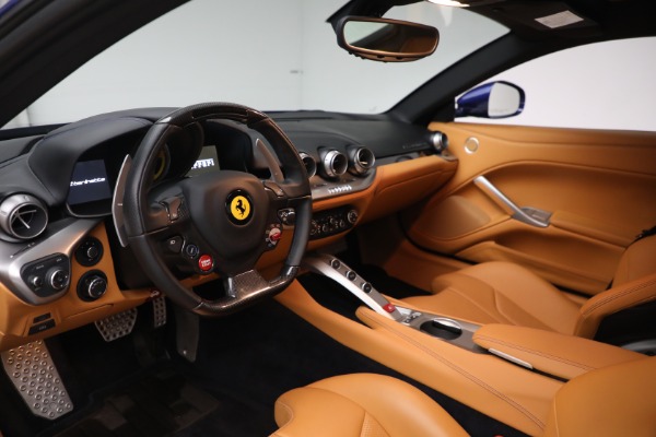 Used 2015 Ferrari F12 Berlinetta for sale Sold at Pagani of Greenwich in Greenwich CT 06830 13