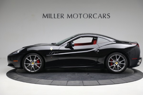 Used 2013 Ferrari California 30 for sale Sold at Pagani of Greenwich in Greenwich CT 06830 14