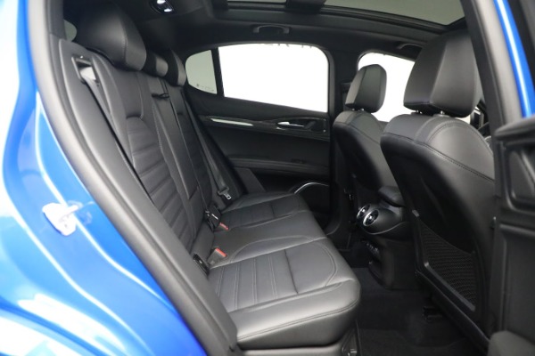 New 2023 Alfa Romeo Stelvio Quadrifoglio for sale $86,670 at Pagani of Greenwich in Greenwich CT 06830 17