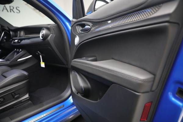 New 2023 Alfa Romeo Stelvio Quadrifoglio for sale $86,670 at Pagani of Greenwich in Greenwich CT 06830 20