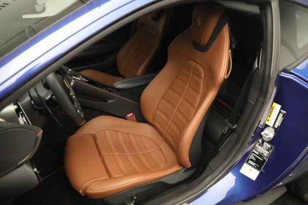 Used 2022 Ferrari Roma for sale $289,900 at Pagani of Greenwich in Greenwich CT 06830 16