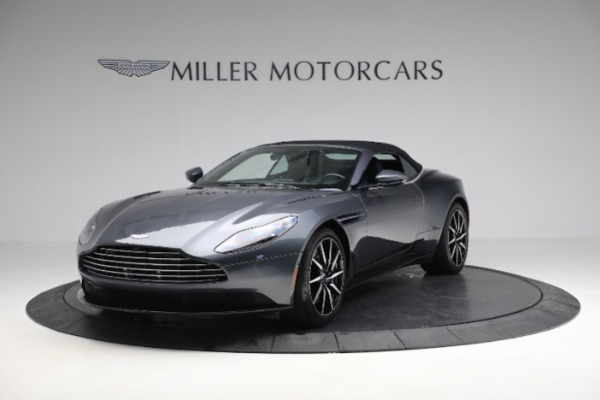Used 2019 Aston Martin DB11 Volante for sale $141,900 at Pagani of Greenwich in Greenwich CT 06830 13