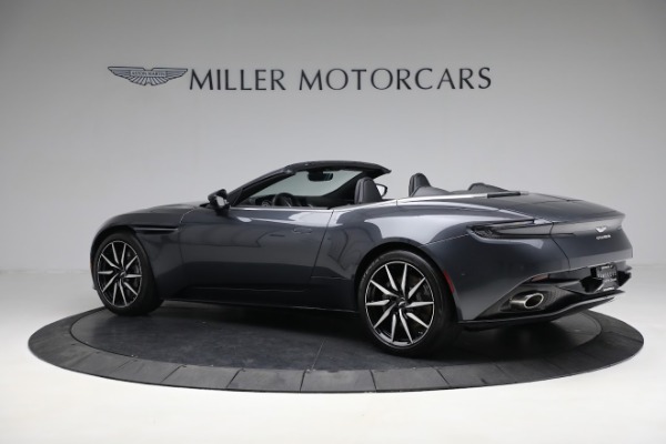 Used 2019 Aston Martin DB11 Volante for sale $141,900 at Pagani of Greenwich in Greenwich CT 06830 3