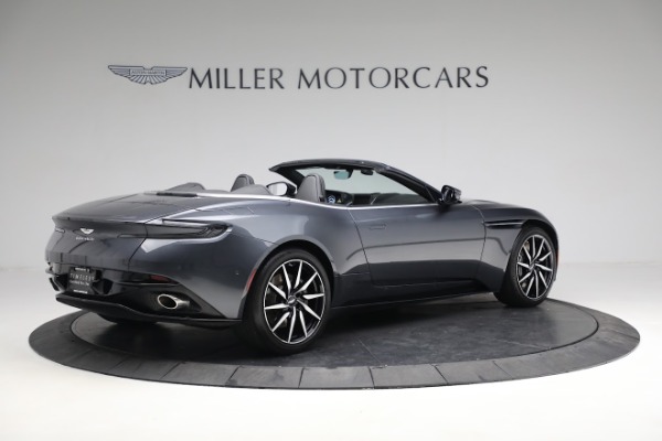Used 2019 Aston Martin DB11 Volante for sale $141,900 at Pagani of Greenwich in Greenwich CT 06830 7
