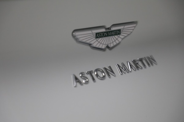 Used 2019 Aston Martin DB11 V8 for sale $124,900 at Pagani of Greenwich in Greenwich CT 06830 26