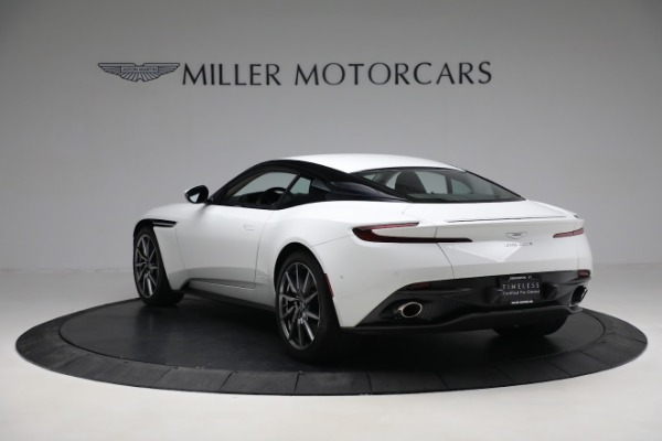 Used 2019 Aston Martin DB11 V8 for sale $124,900 at Pagani of Greenwich in Greenwich CT 06830 4