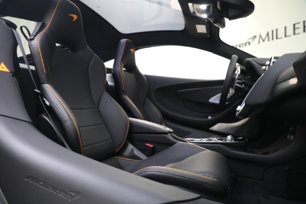 New 2023 McLaren GT Luxe for sale Sold at Pagani of Greenwich in Greenwich CT 06830 28