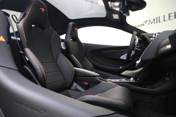 Used 2023 McLaren GT Luxe for sale $179,900 at Pagani of Greenwich in Greenwich CT 06830 28