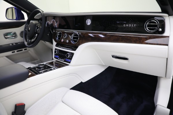 New 2023 Rolls-Royce Ghost for sale $328,950 at Pagani of Greenwich in Greenwich CT 06830 18