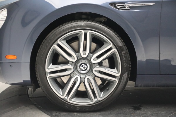 Used 2018 Bentley Flying Spur W12 for sale Sold at Pagani of Greenwich in Greenwich CT 06830 19