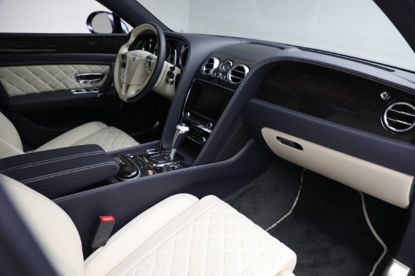 Used 2018 Bentley Flying Spur W12 for sale Sold at Pagani of Greenwich in Greenwich CT 06830 25