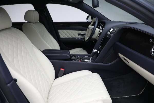 Used 2018 Bentley Flying Spur W12 for sale Sold at Pagani of Greenwich in Greenwich CT 06830 26