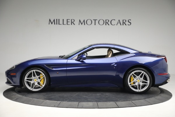 Used 2016 Ferrari California T for sale Sold at Pagani of Greenwich in Greenwich CT 06830 15