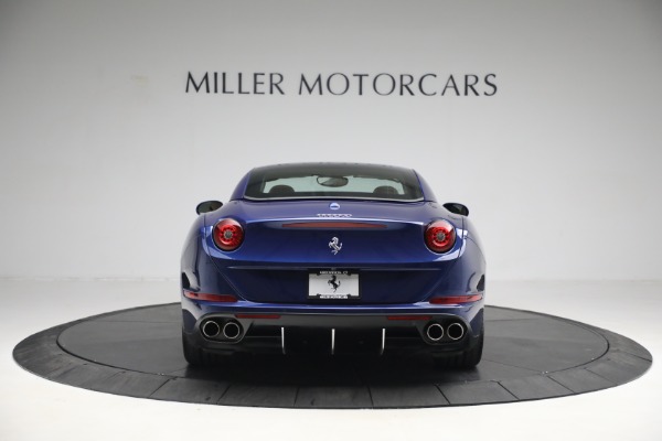 Used 2016 Ferrari California T for sale Sold at Pagani of Greenwich in Greenwich CT 06830 18