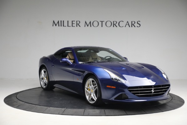 Used 2016 Ferrari California T for sale Sold at Pagani of Greenwich in Greenwich CT 06830 23