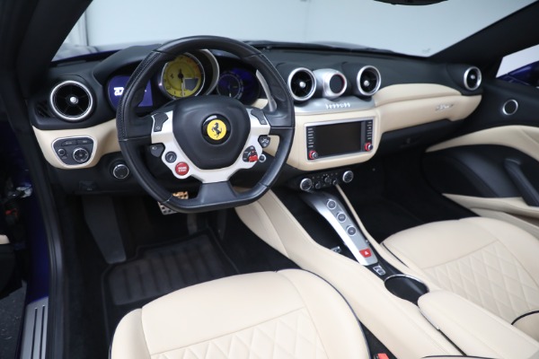 Used 2016 Ferrari California T for sale Sold at Pagani of Greenwich in Greenwich CT 06830 25