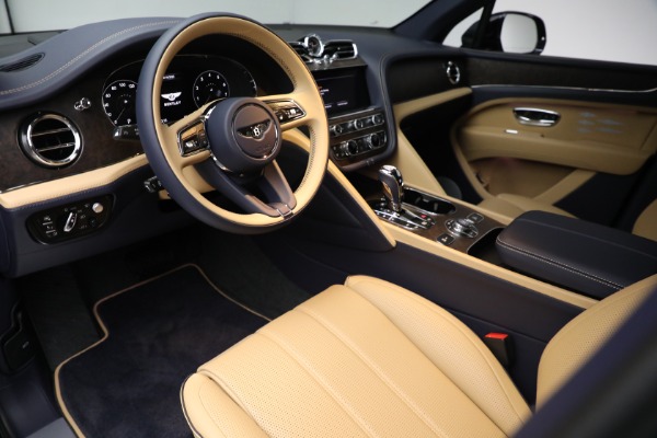New 2023 Bentley Bentayga EWB V8 for sale $259,345 at Pagani of Greenwich in Greenwich CT 06830 18