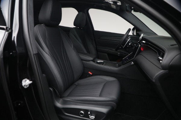 Used 2023 Maserati Grecale GT for sale $40,900 at Pagani of Greenwich in Greenwich CT 06830 14
