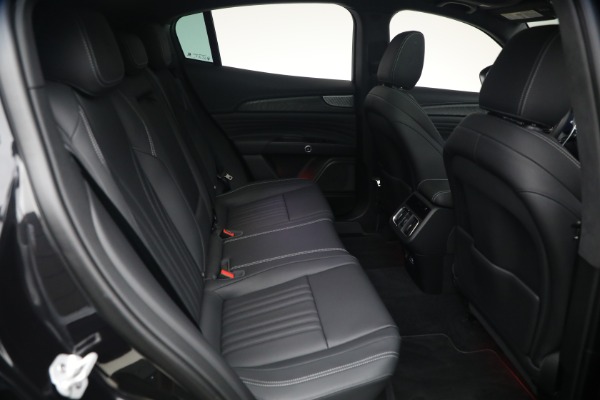 Used 2023 Maserati Grecale GT for sale $40,900 at Pagani of Greenwich in Greenwich CT 06830 18