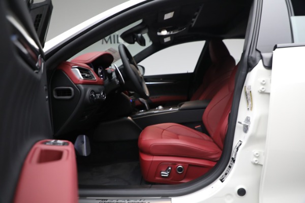 New 2023 Maserati Ghibli Modena Q4 for sale Call for price at Pagani of Greenwich in Greenwich CT 06830 12