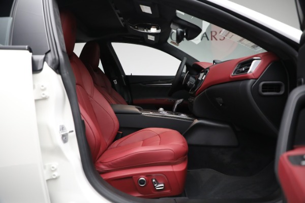 New 2023 Maserati Ghibli Modena Q4 for sale Call for price at Pagani of Greenwich in Greenwich CT 06830 17