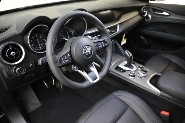 New 2023 Alfa Romeo Stelvio Ti for sale $60,550 at Pagani of Greenwich in Greenwich CT 06830 13