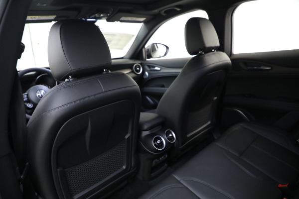 New 2023 Alfa Romeo Stelvio Ti for sale $60,550 at Pagani of Greenwich in Greenwich CT 06830 20