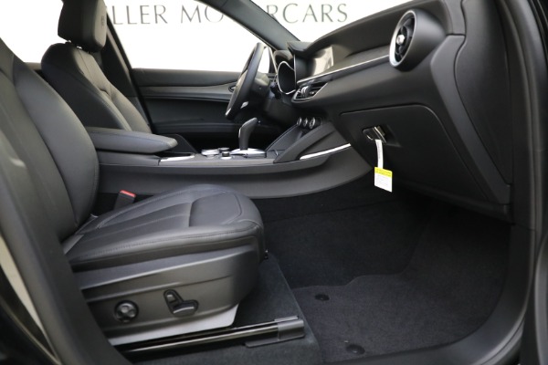 New 2023 Alfa Romeo Stelvio Ti for sale $60,550 at Pagani of Greenwich in Greenwich CT 06830 22