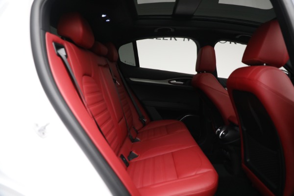 New 2023 Alfa Romeo Stelvio Veloce for sale $59,490 at Pagani of Greenwich in Greenwich CT 06830 21