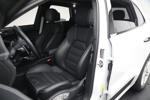Used 2021 Porsche Macan Turbo for sale $84,900 at Pagani of Greenwich in Greenwich CT 06830 15