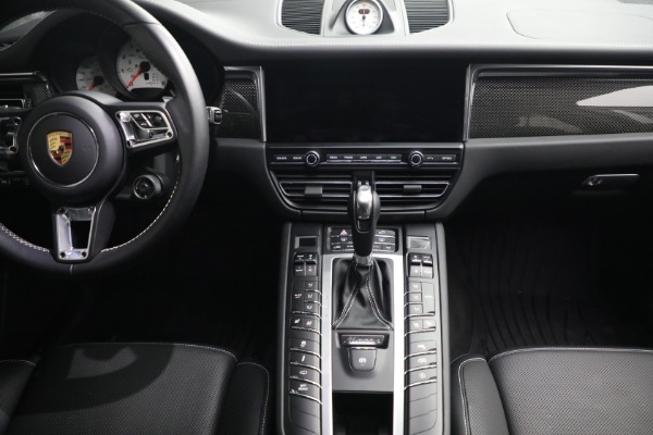Used 2021 Porsche Macan Turbo for sale $84,900 at Pagani of Greenwich in Greenwich CT 06830 21