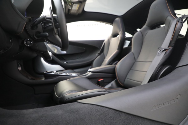 Used 2021 McLaren GT Luxe for sale Call for price at Pagani of Greenwich in Greenwich CT 06830 28