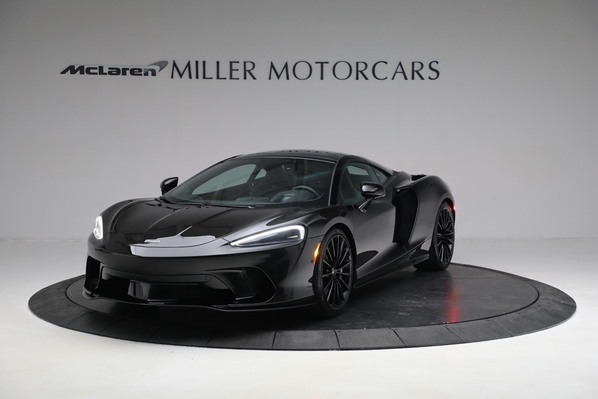 Used 2021 McLaren GT Luxe for sale Sold at Pagani of Greenwich in Greenwich CT 06830 1