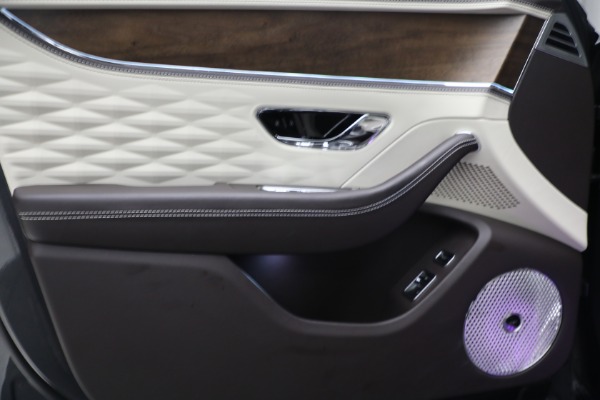 Used 2022 Bentley Flying Spur W12 for sale $249,900 at Pagani of Greenwich in Greenwich CT 06830 19