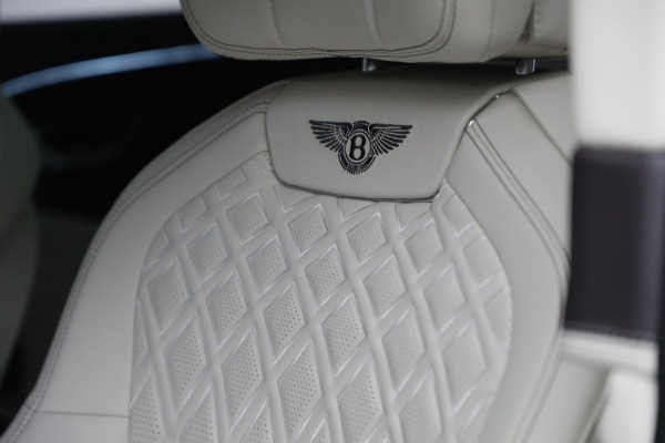 Used 2022 Bentley Flying Spur W12 for sale $249,900 at Pagani of Greenwich in Greenwich CT 06830 23