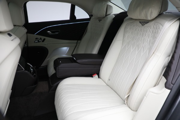 Used 2022 Bentley Flying Spur W12 for sale $249,900 at Pagani of Greenwich in Greenwich CT 06830 26