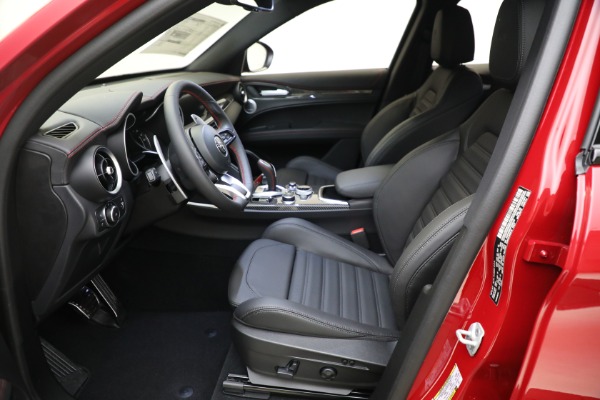 New 2023 Alfa Romeo Stelvio Estrema for sale $63,465 at Pagani of Greenwich in Greenwich CT 06830 14
