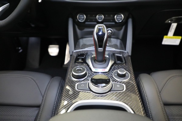 New 2023 Alfa Romeo Stelvio Estrema for sale $63,465 at Pagani of Greenwich in Greenwich CT 06830 22
