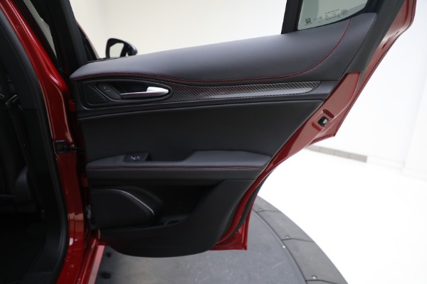 New 2023 Alfa Romeo Stelvio Estrema for sale $63,465 at Pagani of Greenwich in Greenwich CT 06830 27