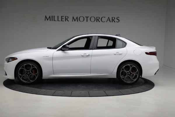 New 2023 Alfa Romeo Giulia Veloce for sale Sold at Pagani of Greenwich in Greenwich CT 06830 3