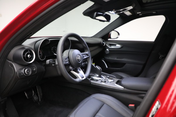 New 2023 Alfa Romeo Giulia Ti for sale $53,910 at Pagani of Greenwich in Greenwich CT 06830 13